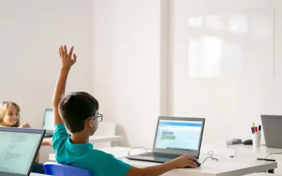 Seguridad dispositivos escolares: proteger portátiles y tablets en septiembre